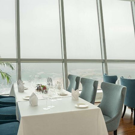 Hilton Brazzaville Les Tours Jumelles Hotel & Residences Exteriör bild