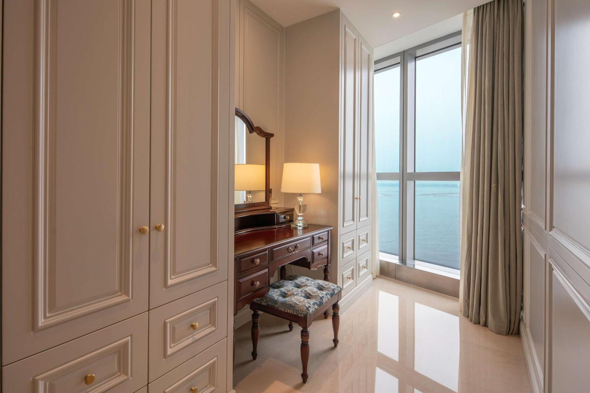 Hilton Brazzaville Les Tours Jumelles Hotel & Residences Exteriör bild